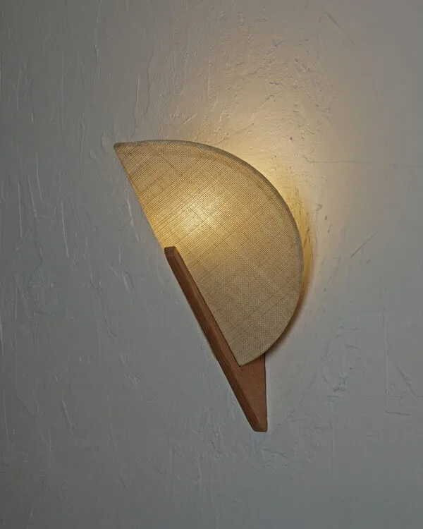 MAKAI WALL LIGHT